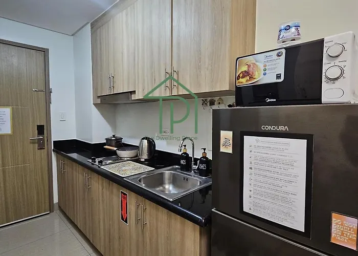 1br Pool View Balcony Near Moa Shore 2 Tower 1 Apartment